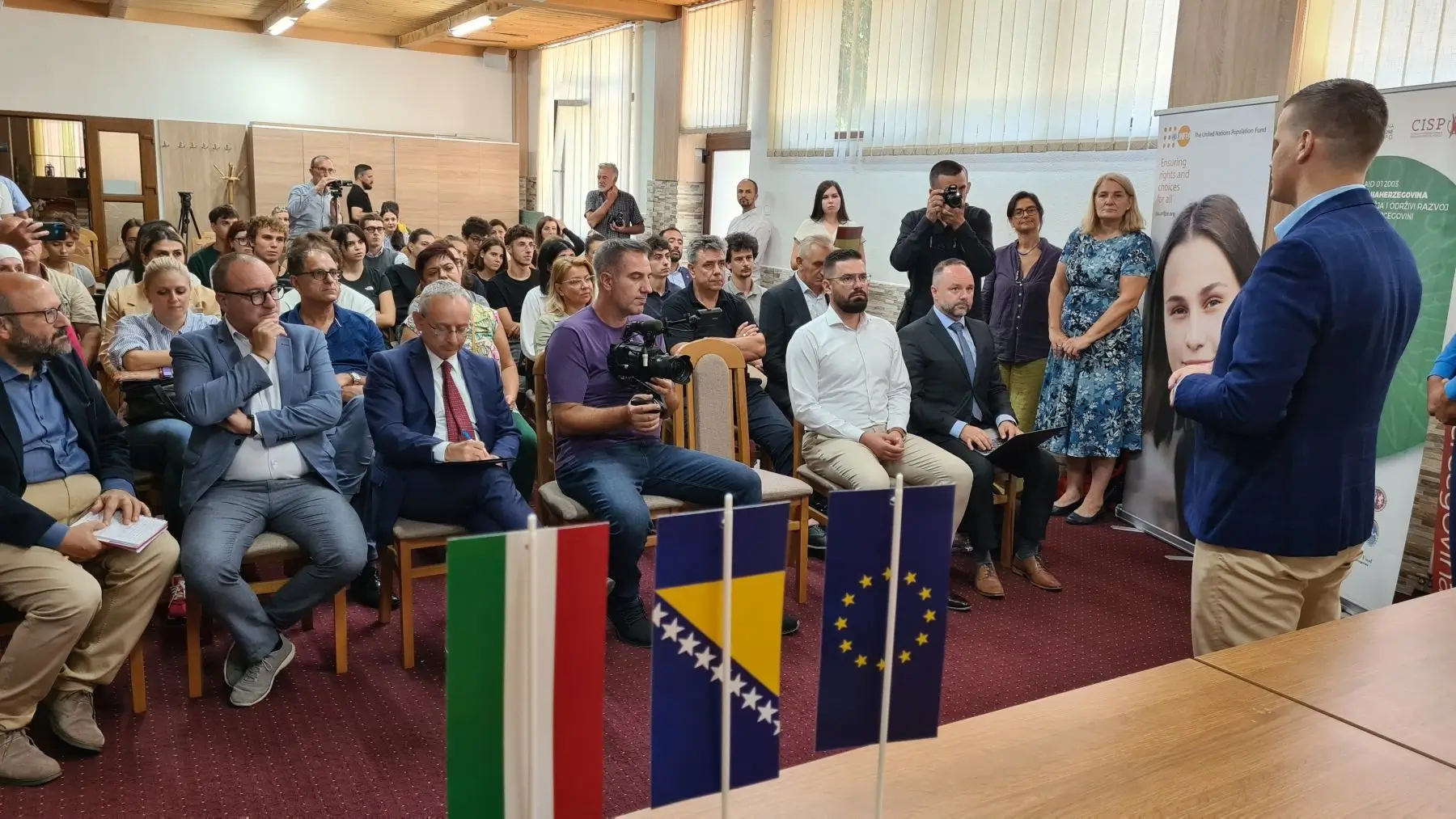 Premijer Halilagić zaželio dobrodošlicu u BiH studentima, učesnicima ljetnog kampa
